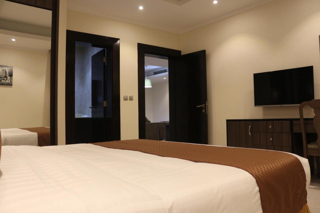Valencia Suites