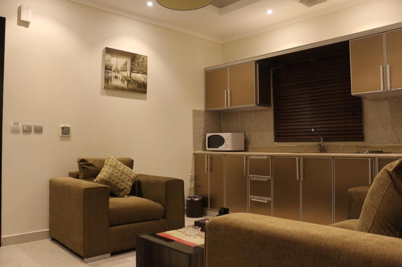 Aparthotel Valencia Suites